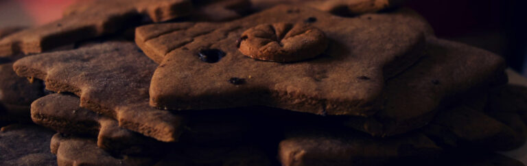 Cake is the sweetest form of art.